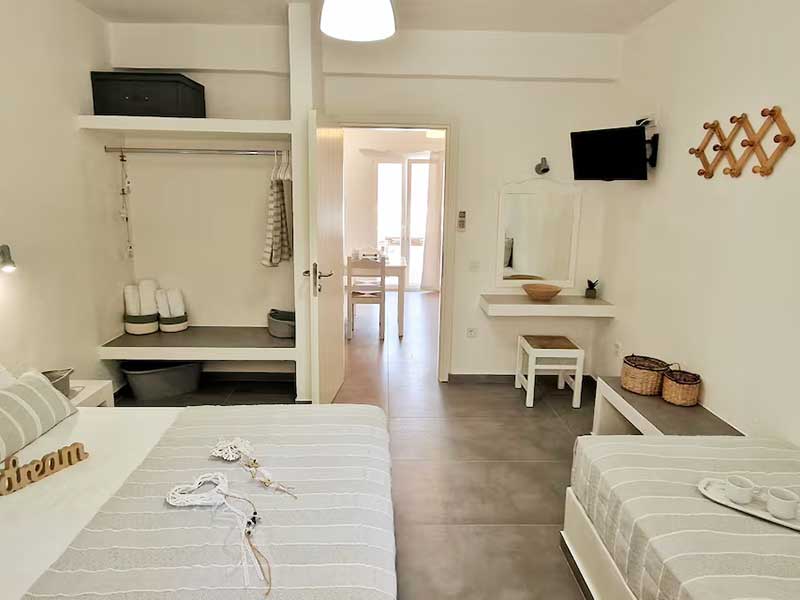 Το εσωτερικό στο διαμέρισμα 4